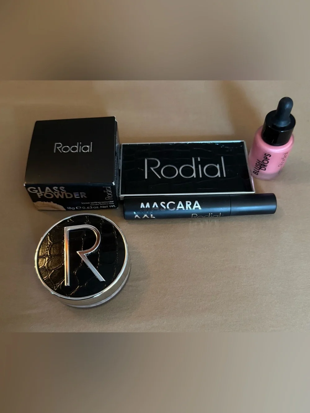 Rodial Pink & Neutral Blush and Eye Palette with Black Mascara
